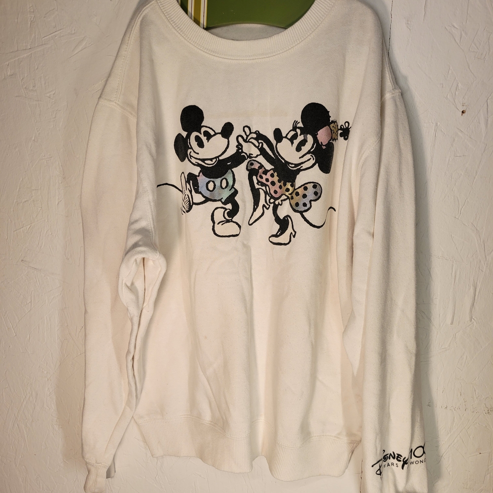 Disney 100 Years of Wonder Mickey & Minnie Mouse White Sweatshirt Size S